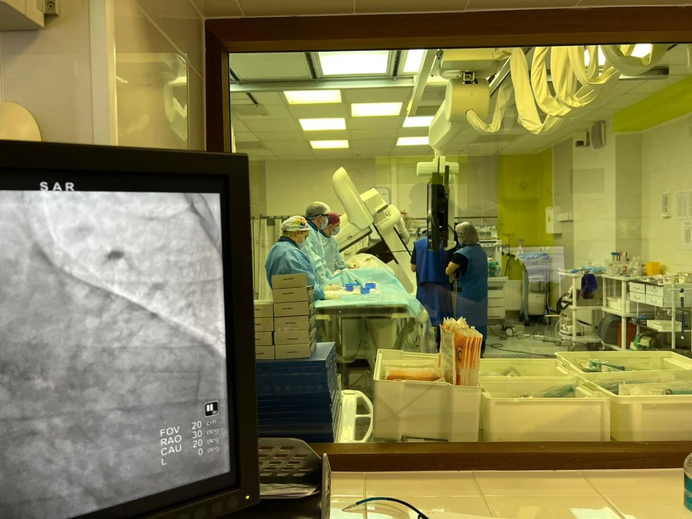 В Гусевском сосудистом центре трем пациентам впервые установили специальные устройства для снижения риска инсульта