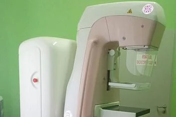 В Славской больнице начал работать новый цифровой маммограф