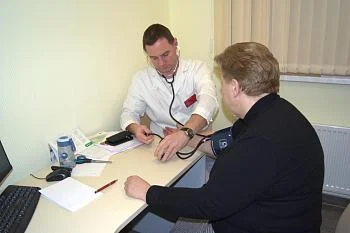 Около двухсот калининградцев обследовались в рамках третьей ночной диспансеризации Около двухсот калининградцев обследовались в рамках третьей ночной диспансеризации